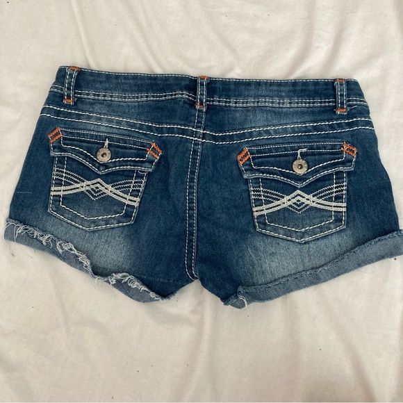Vintage Y2K Mudd Denim Micro Low Rise Shorts Size 13 Juniors - Picture 2 of 4